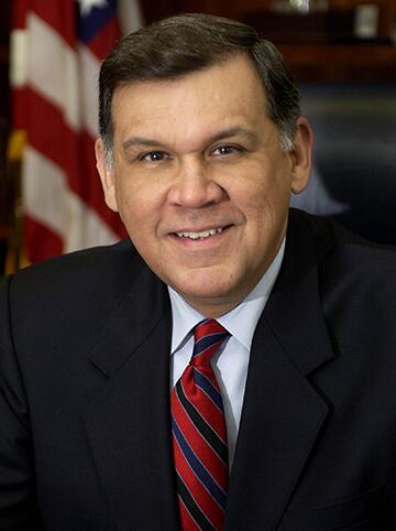 Photo of Mel Martinez